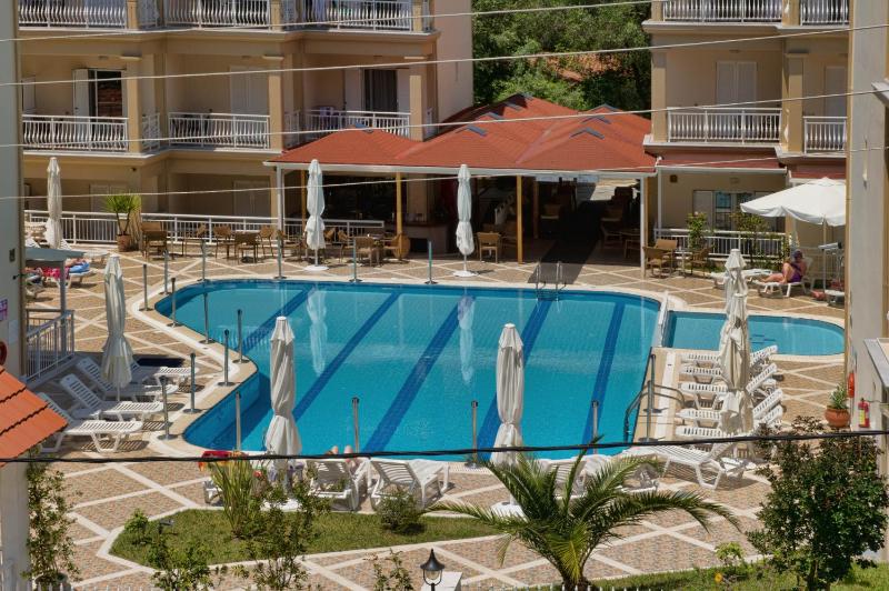 Elena Hotel - image 31