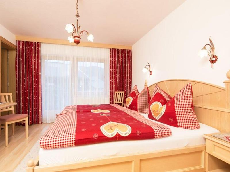 Two-Bedroom Apartment with Balcony image 4