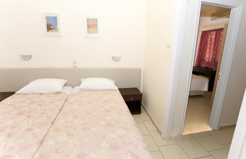 Family Two-Bedroom Suite image 1