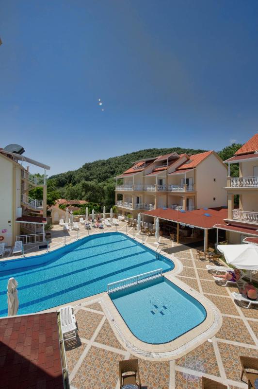Elena Hotel - image 25
