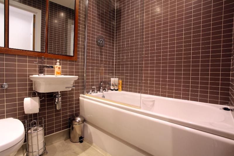 Park Row Apartments - image 23