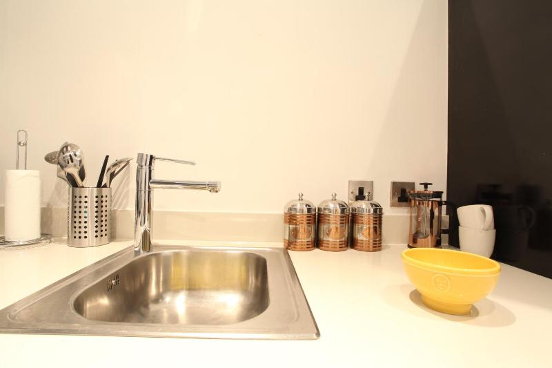Park Row Apartments - image 11