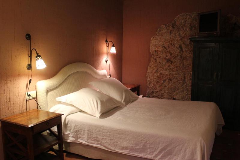 Double Room image 4