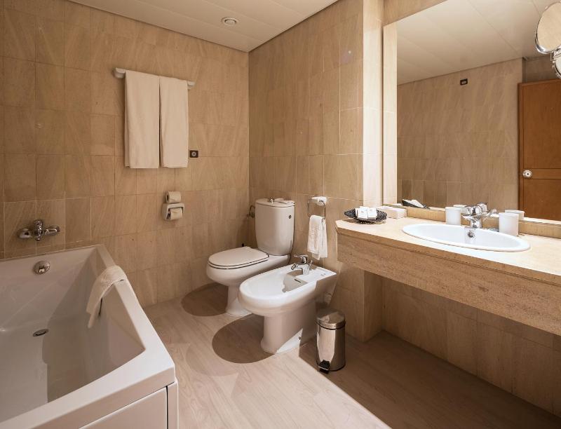 Two-Bedroom Family Suite image 2