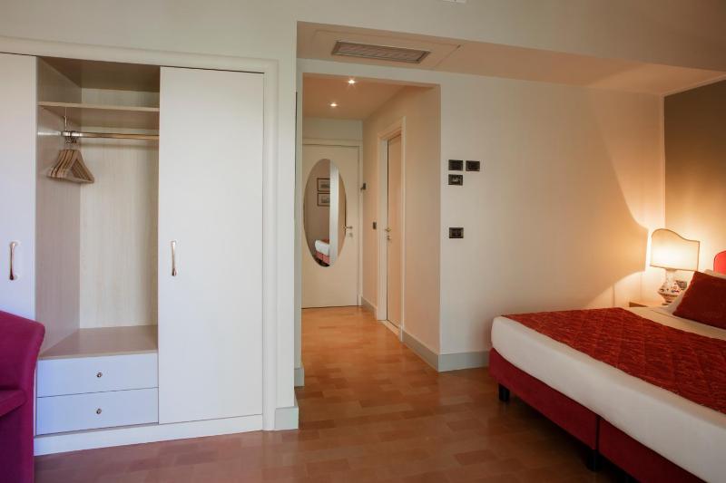 Comfort Double or Twin Room image 1