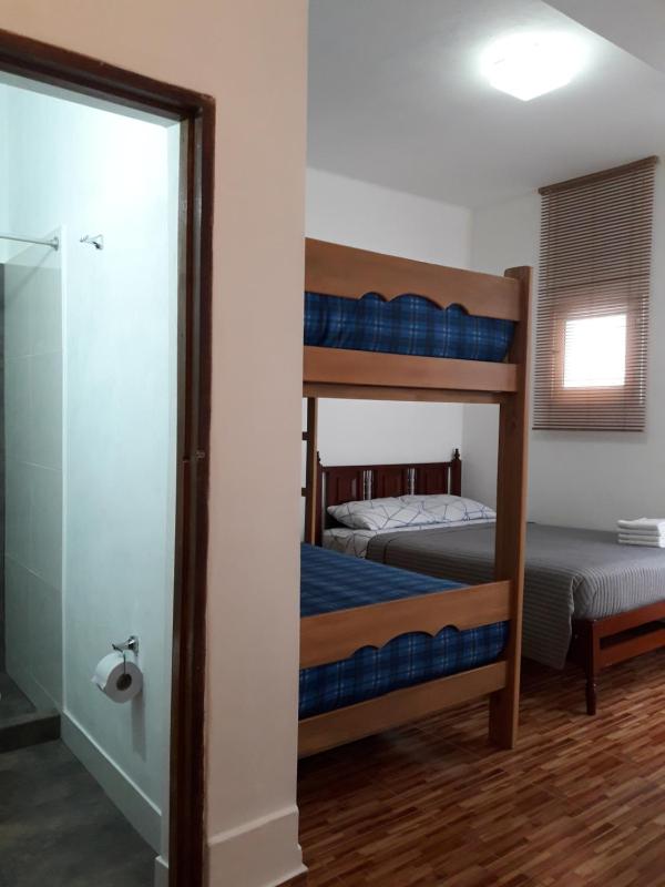 Cozy and Comfortable Home in MIRAFLORES - image 4