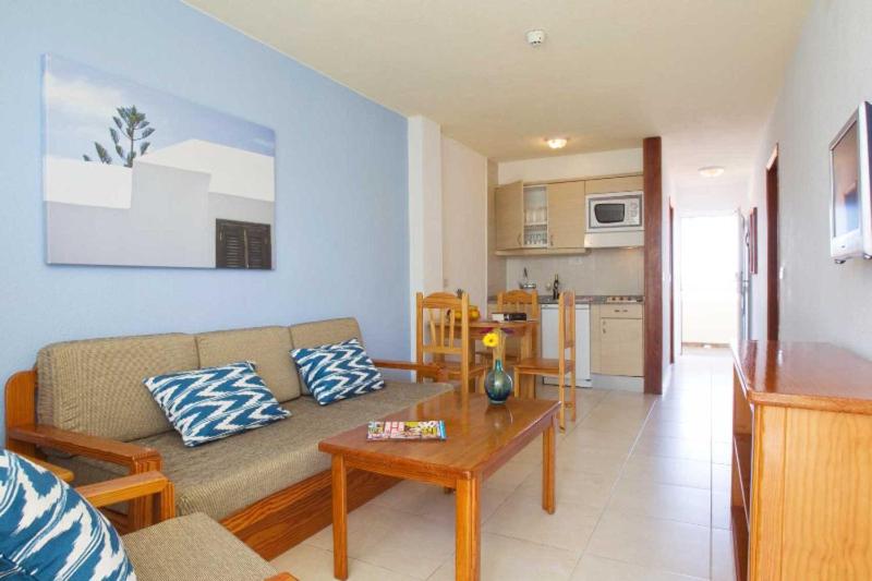 One-Bedroom Apartment (3 Adults) image 2