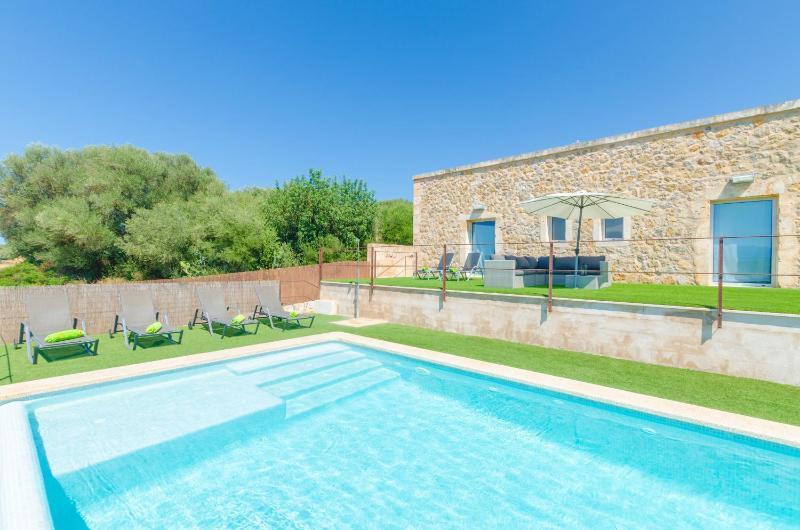 Three-Bedroom Villa image 3