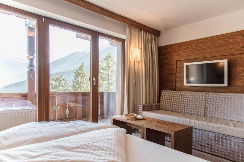 Superior Double Room image 4