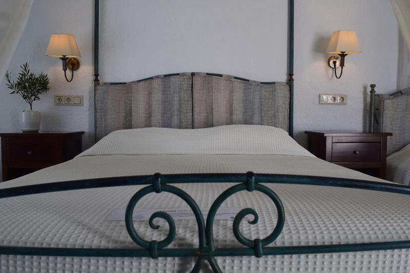 Superior Amorgian Double Room Sea View image 1
