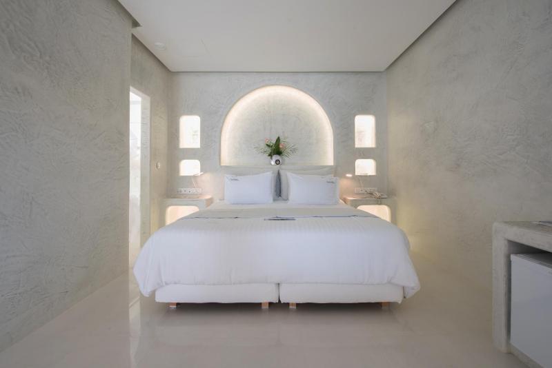 Exclusive Double Room with Sea View image 2