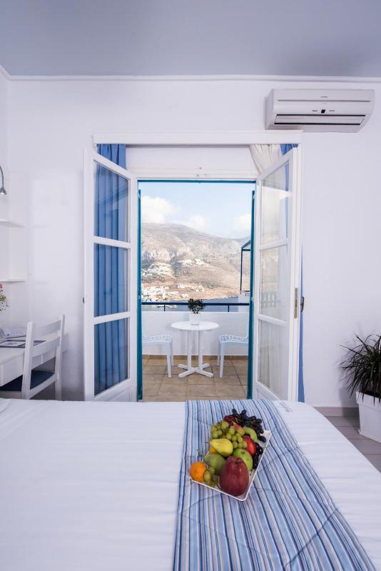 Family Suite with Sea View image 4