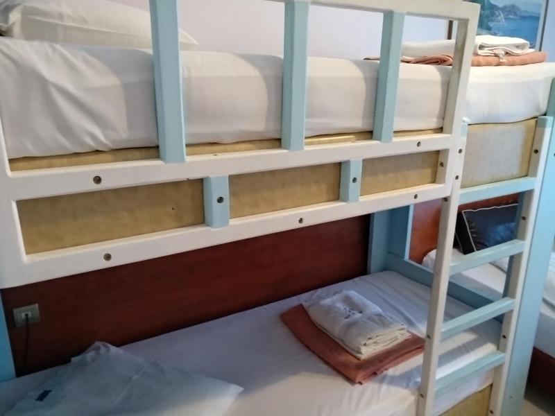 Classic Quadruple Room image 4