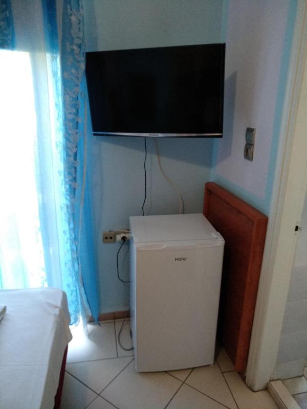 Classic Quadruple Room image 2