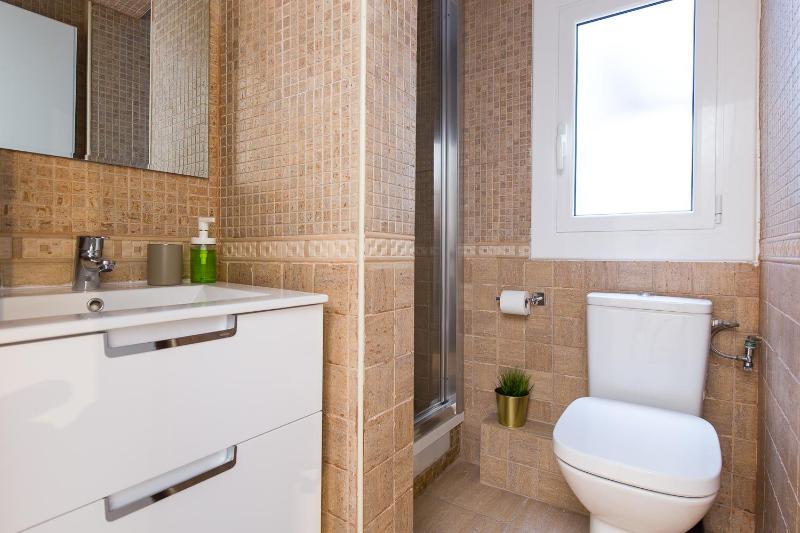 Lovely and Convenient Sagrada Familia Apartment - image 11
