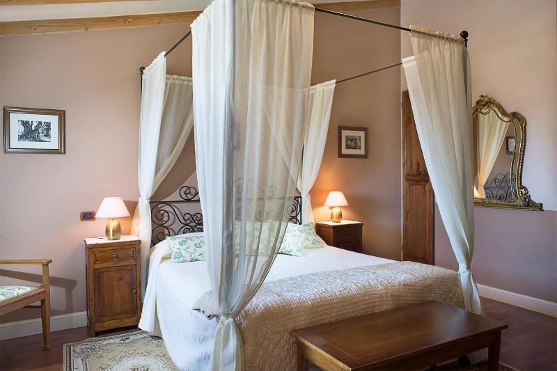 Superior Double Room image 1