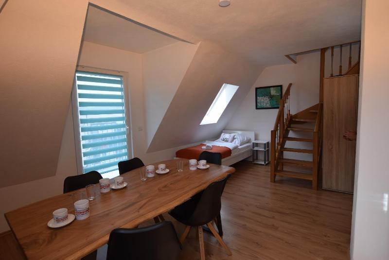 AB Apartment Bad-Cannstatt Images