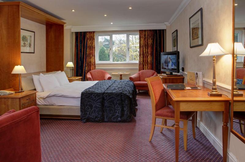 Executive Room image 3