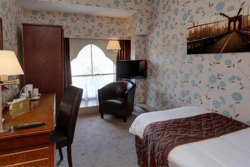 Standard Single Room image 1