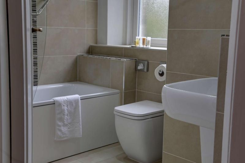 Double Room - Disability Access image 4