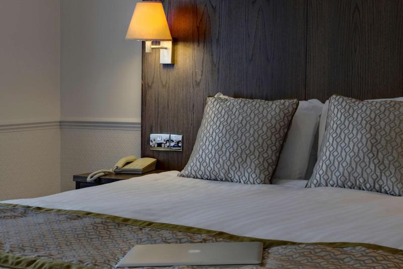 Double Room image 1