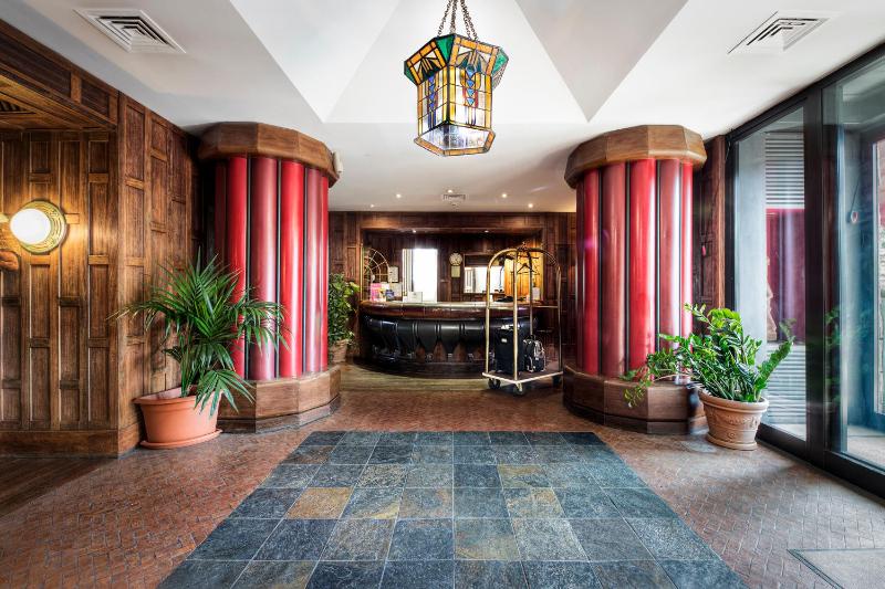 Grand Hotel Colony Images