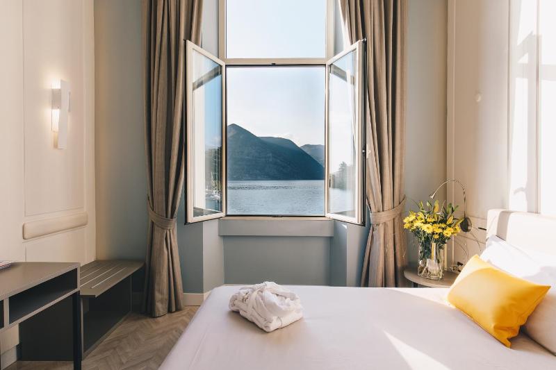 Deluxe Double or Twin Room with Lake View image 1