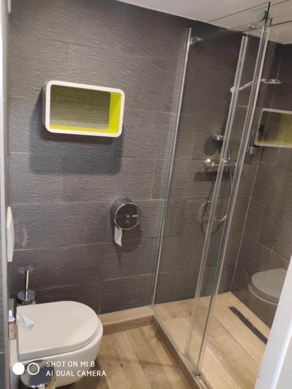 Classic Triple Room image 2