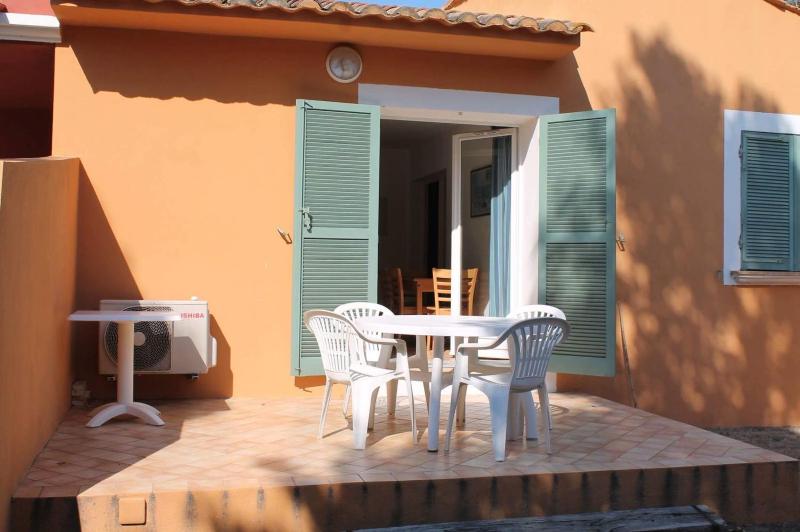 One-Bedroom Apartment (4 Adults + 2 Children) image 1