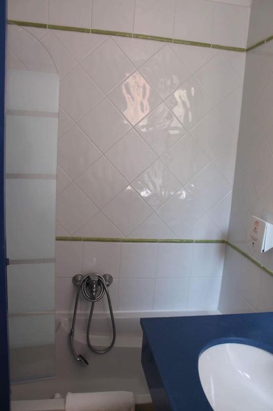 Two-Bedroom Apartment (6 Adults + 2 Children) image 3