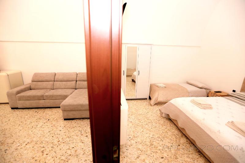 One-Bedroom Suite Apartment - Ground Floor  image 4