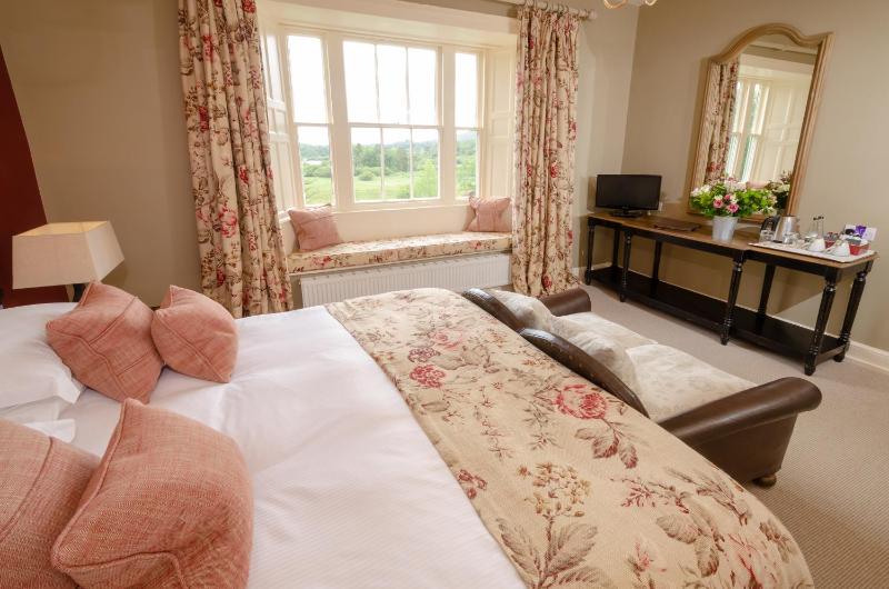 Executive Double Room image 4