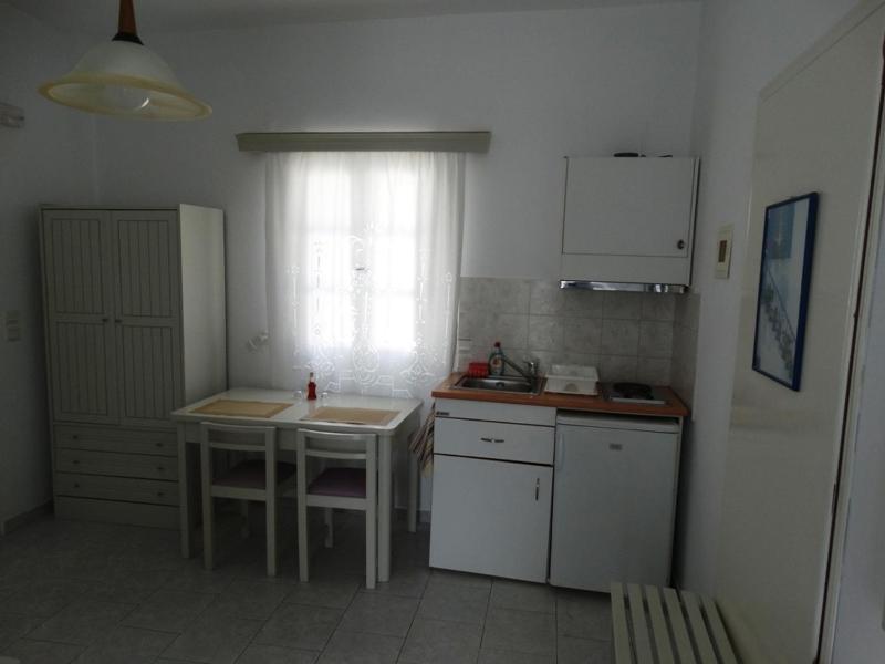 Economy Double Room with Sea View image 4