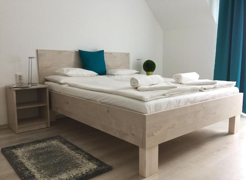 Superior Double Room image 4