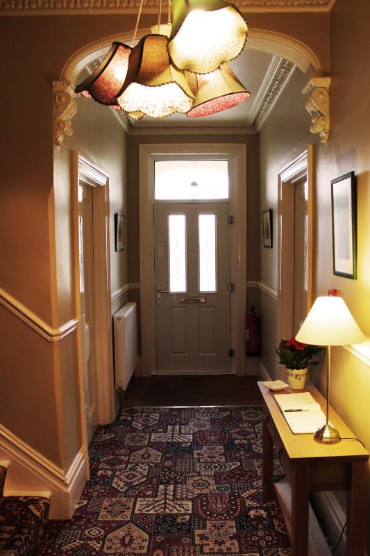 Single Room image 2