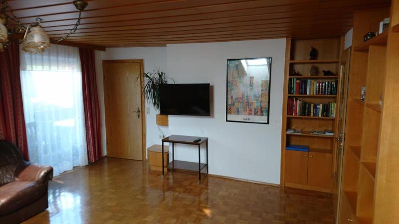 Large Two-Bedroom Apartment with Balcony image 4