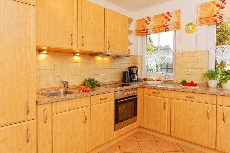 Two-Bedroom Bungalow image 2