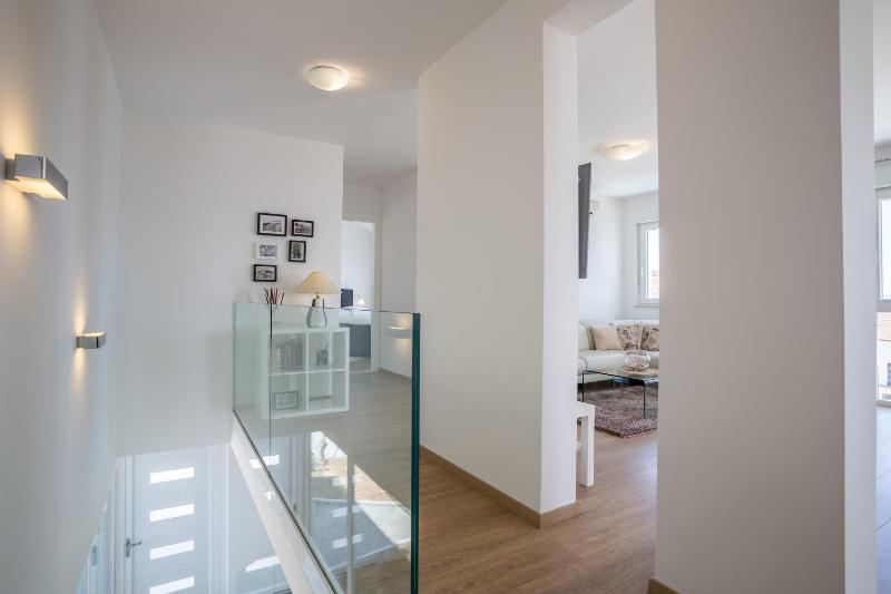 Villa Blanka in Bol for 12 ppl - image 15