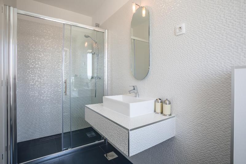 Villa Blanka in Bol for 12 ppl - image 24