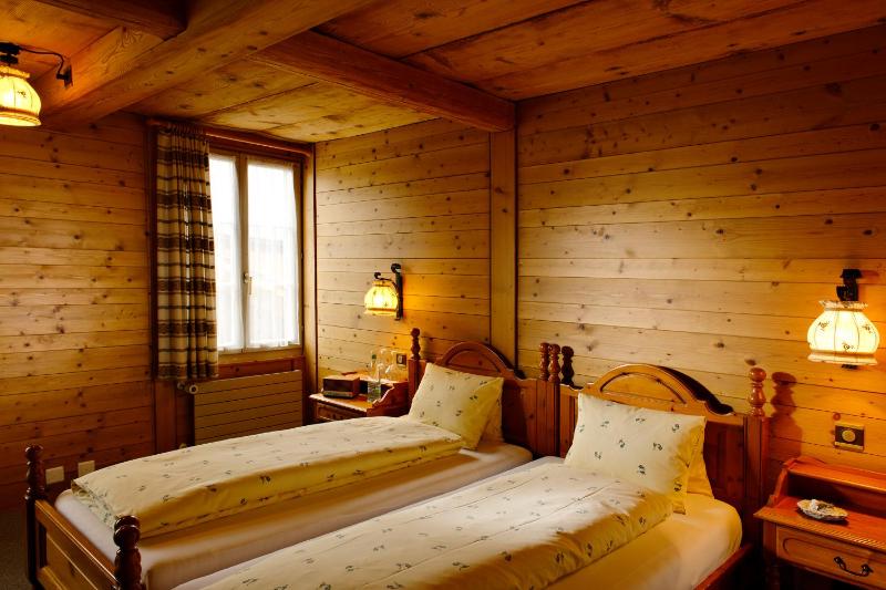 Standard Double or Twin Room image 3
