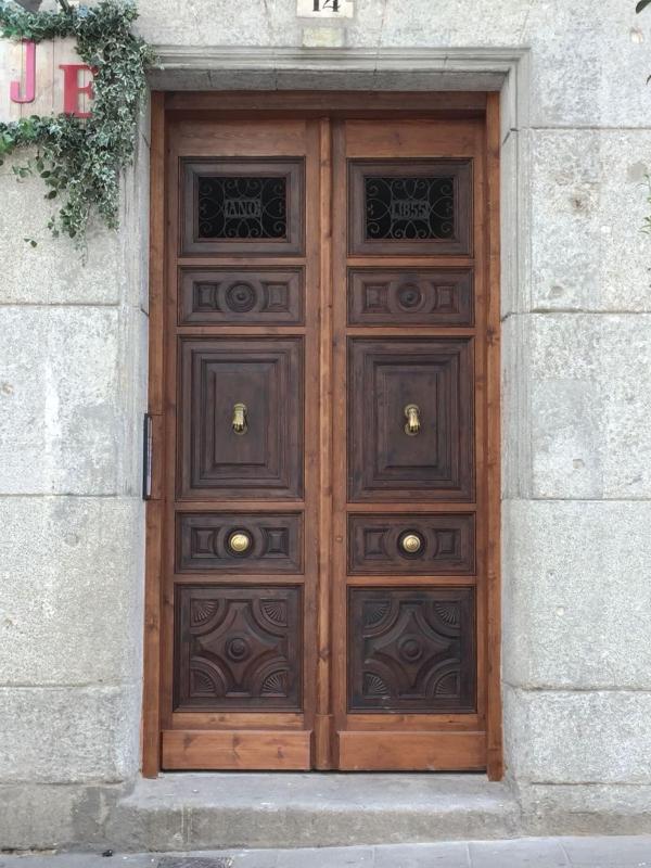 One-Bedroom Loft with Balcony image 2