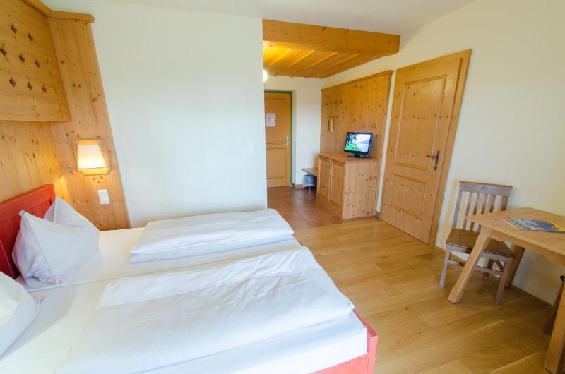 Double Room image 4