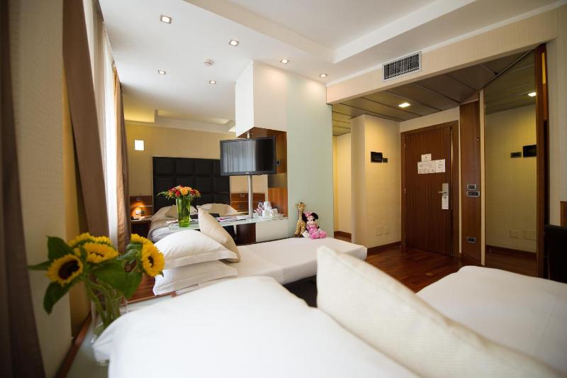 Junior Suite image 4