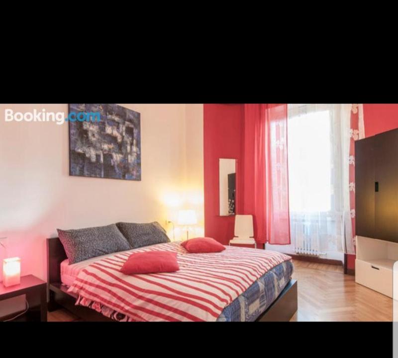 Double or Twin Room with Shared Bathroom image 4