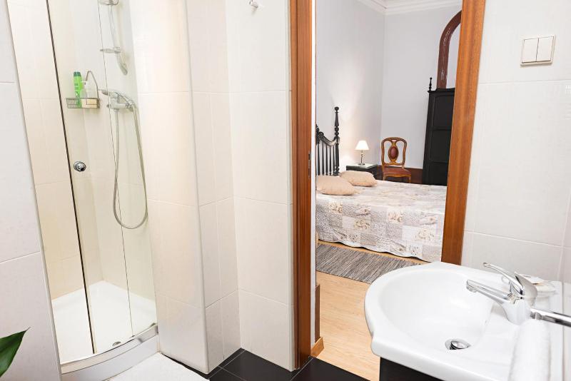 Almada Guest House - image 9