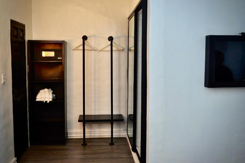 Standard Double Room image 2