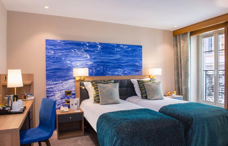 Superior Room image 4