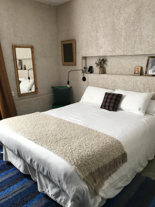 Kook Hotel Tarifa - image 4