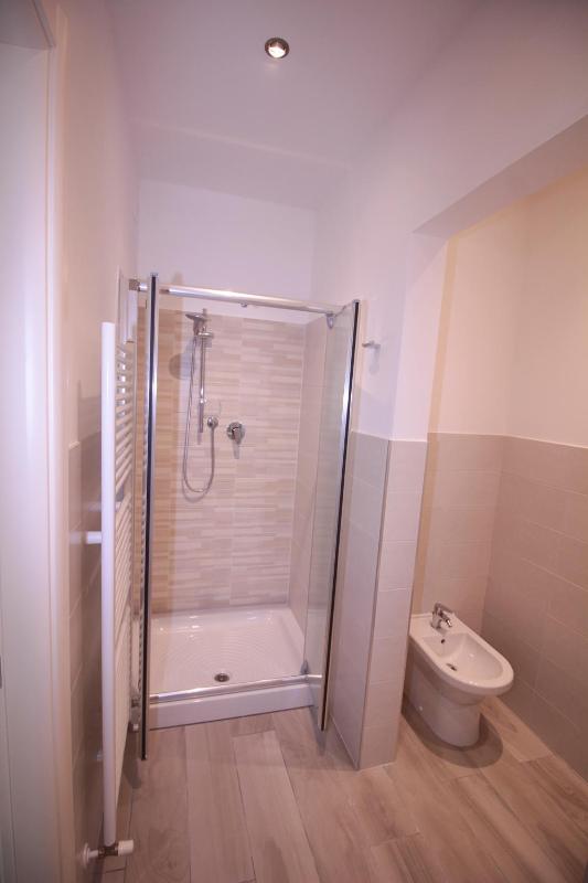 Double Room with Private Bathroom image 3