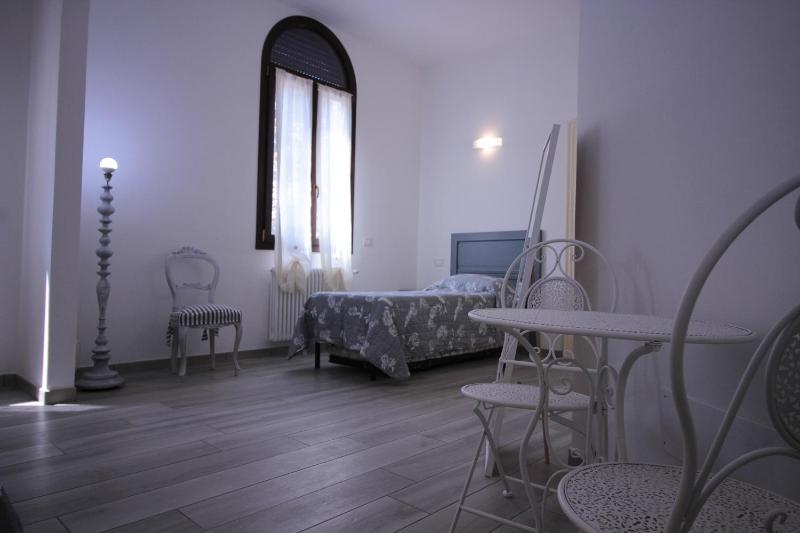 Deluxe Triple Room image 2